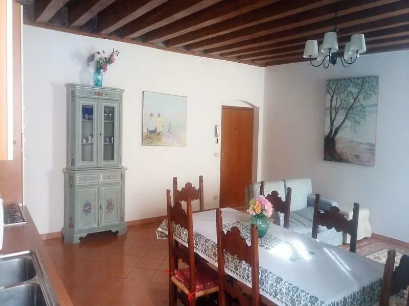 Palazzo Camozzini Apartments ヴェローナ イタリア